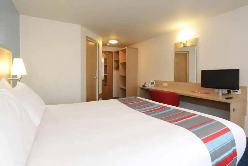 Travelodge Inverness Fairways Buitenkant foto
