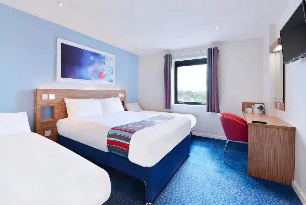 Travelodge Inverness Fairways Buitenkant foto