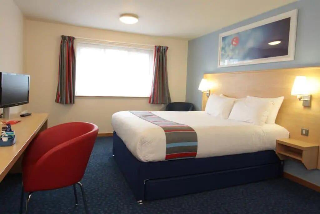 Travelodge Inverness Fairways Buitenkant foto